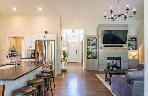Southern Pines House | US Open! Golf Community, Sleeps 8, Minutes from Pinehurst #2.