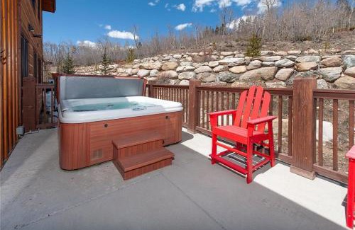 Keystone Villa | 214 Caravelle Drive by Summit County Mountain Retreats