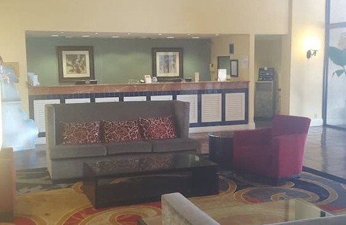 Villages of Palm Beach Lakes Hotel | Ramada by Wyndham West Palm Beach Airport
