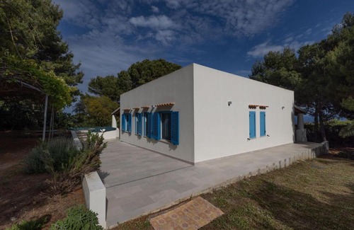 Ustica Villa | Ustica Mari e Carlo Contrada Ogliastrello