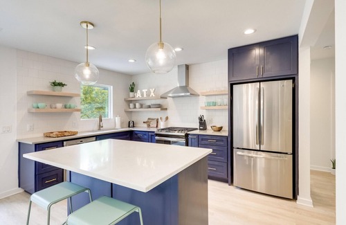 Greater South River City House | UT Football Fave - Pool, 2 Miles to Downtown ATX