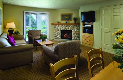 Harbor Village Resort | Utah’s grand "Caribbean of the Rockies" !