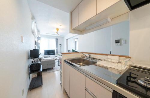 Higashi Apartment | Utopia