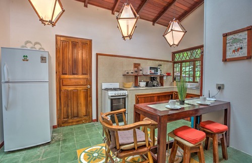 Chiguata Apartment | Uva Blue Villas, Villa #4 - Two Bedroom With Private Garden