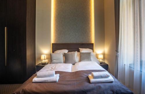 Balatonalmadi Apartment | Vöröskő Villapark -reggelivel