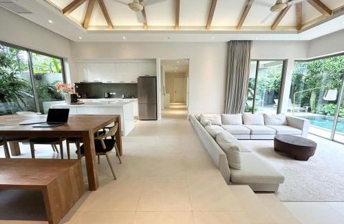 Choeng Thale Villa | V164 Famous 5 Trichada Resort 4-Bedroom