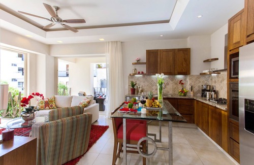 Amapas Condo | V177 1/2 BLOCK TO BEACH.,WALK TO EVERYTHING