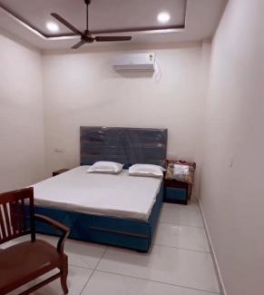 Jalandhar Hotel | V2 Guest House
