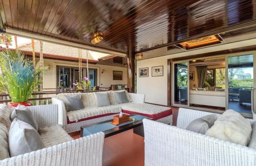 Rawai Villa | V238 Villa 6BR Lakefront Jacuzzi Sauna & Gym, Near Beach