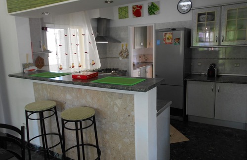Gambelas Villa | V3-Faro a/c, w/pool/bbq/table tennis, Net/Tv/beach, airport and hospital