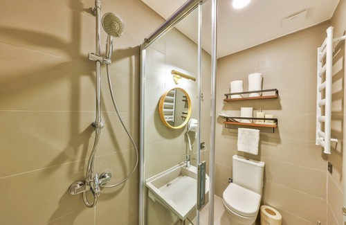 Rasimpasa Hotel | Va Pansiyon