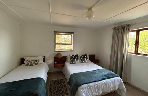 Baviaans Apartment | Vaalwater Lodge & Bush Camp