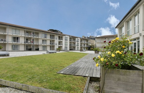 Lagord Hotel | Vacancéole - le Domaine du Château - La Rochelle / Île de Ré