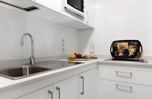 Las Palmas de Gran Canaria Apartment | Vacation Home “Studio con balcón 52” with Sea View, Balcony & Wi-Fi