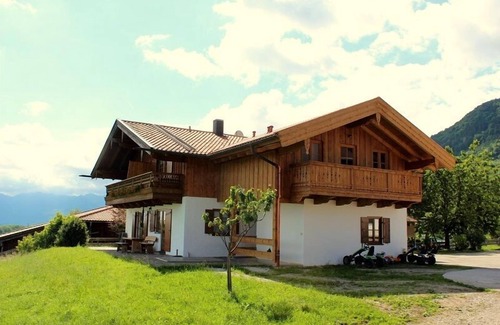 Bernau am Chiemsee Apartment | Vacation apartment 3 for 1-4 persons (75 sqm, upper floor)