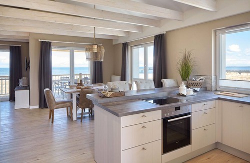 Heiligenhafen Apartment | Vacation apartment/apartment for 6 guests with 100m² in Heiligenhafen (297851)