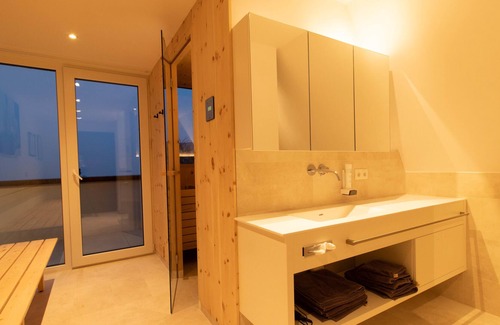 Rifenal Apartment | Vacation apartment/apartment for 6 guests with 70m² in Zammerberg (124229)