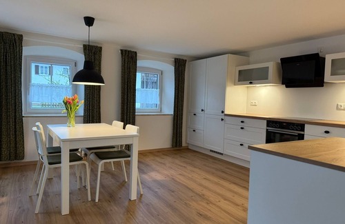 Epfach Apartment | Vacation apartment/apartment for 4 guests with 77m² in Altenstadt (270751)