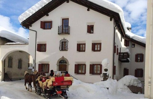 Bever Apartment | Vacation apartment/apartment for 6 guests with 117m² in Bever (271108)