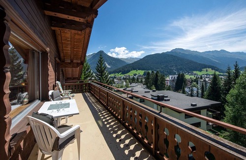Meierhof Apartment | Vacation apartment/apartment for 6 guests with 90m² in Davos (272885)