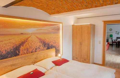 Schlierbach Other | Vacation apartment "Schweinchenwohnung" - relaxation and time out at the goat farm for