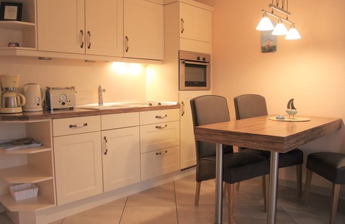 Oertzenhof Apartment | Vacation apartment "Blümchen" on Poel