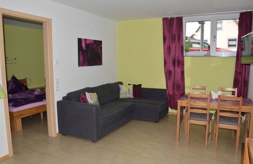Rheinhausen Apartment | Vacation apartment/apartment for 8 guests with 55m² in Rheinhausen (76115)