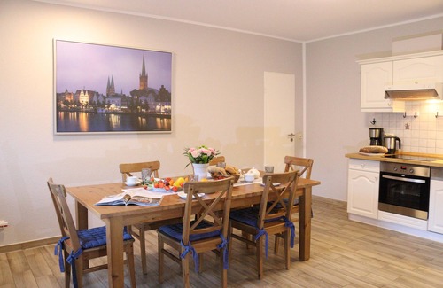 Kabelhorst Apartment | Vacation apartment/apartment for 6 guests with 110m² in Schwienkuhl (153801)