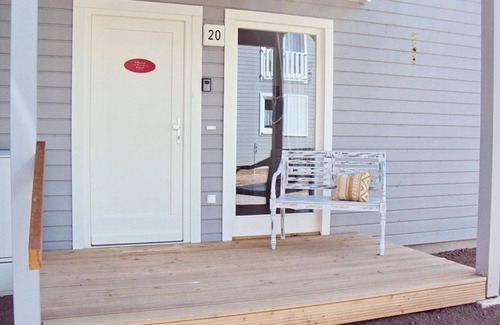 Glowe House | Vacation apartment for two with infrared sauna, wood-burning stove and beautiful south-facing terrace!