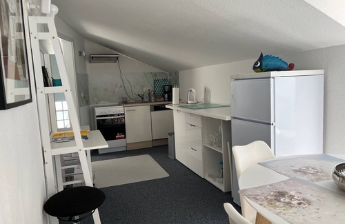 Wurlgrund Apartment | Vacation apartment for up to 5 people by the forest and 5 minutes to Wurlsee, Waldwerk Wurlgrund