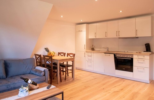 Gengenbach Apartment | Vacation apartment Honeymoon, 55 sqm, 1 bedroom, free-standing bathtub, max. 4 persons