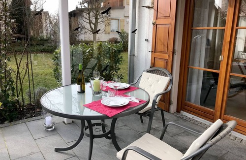 Bodolz Apartment | Vacation apartment Vera - idyllic location near the lake with terrace, garden and parking space