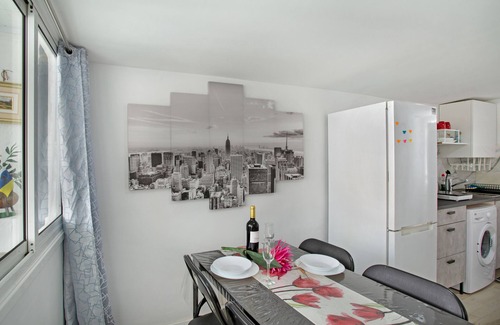 Aguimes Apartment | Vacation Apartment 'Villa Monica' with Sea View, Private Terrace and Wi-Fi