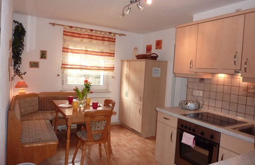 Koenigstein Apartment | Vacation apartment with large garden and playground, cozy & modern