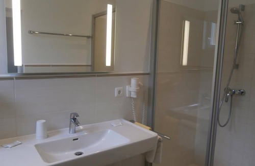 Seeboden Bed & Breakfast | Vacation apartment with balcony for 2-4 persons - Pension & Appartements Ertl