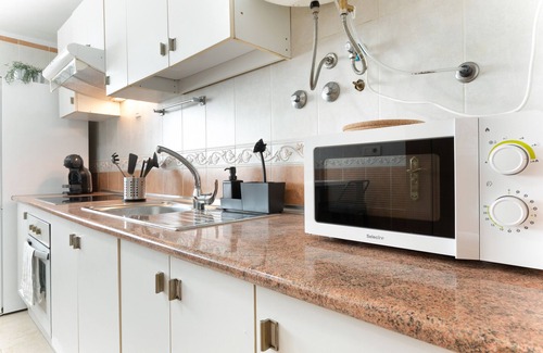 Santa Cruz de Tenerife Apartment | Vacation Apartment 'Viera 1' with Wi-Fi