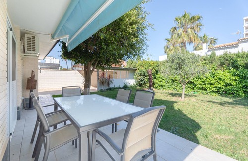 Canet de Berenguer House | Vacation Home "Chalet Itsaso" with Terrace & A/C