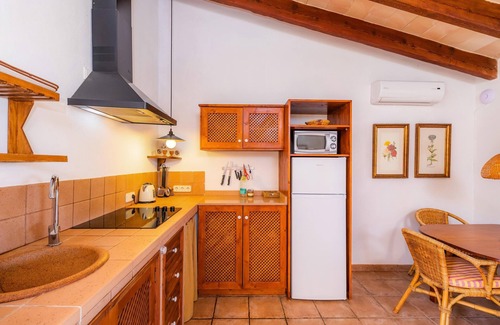 Lloret de Vistalegre House | Vacation Home "Sa Rota den Palerm 3" with Mountain View, Pool, Wi-Fi, Garden & Terrace