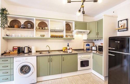 Granadilla de Abona House | Vacation Home 'Refugio Vacacional' with Sea View, Workspace & Wi-Fi