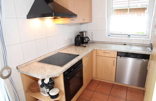 Norden House | Vacation home (85sqm) for 5 people and dog with fireplace and large garden