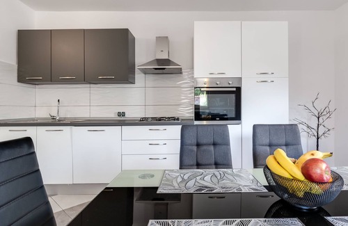 Pridraga House | Vacation home Branka by Interhome