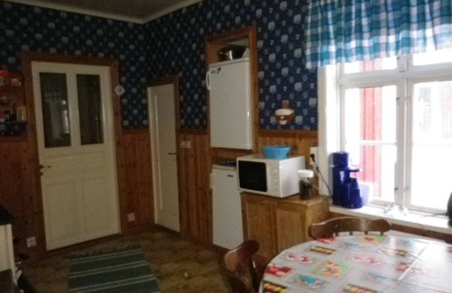 Tranemo Ski Chalet | Vacation home by the lake and 15 minutes from the Isaberg ski area