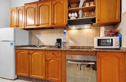 Pajara House | Vacation Home "Casa Alexis" with Wi-Fi, Terrace & Garden