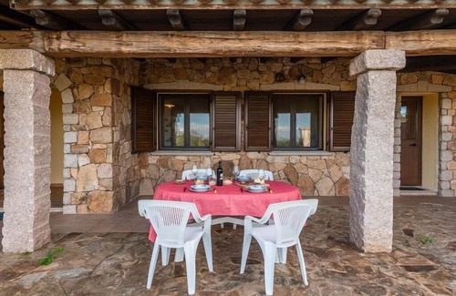 Siniscola House | Vacation home CASA POMPIA 5 in La Caletta - 6 persons, 2 bedrooms