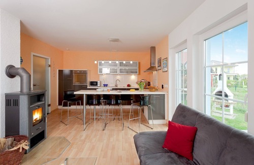 Peenemuende House | Vacation home Das blaue Haus am Peenestrom - Holiday home Das blaue Haus-2 SZ bis