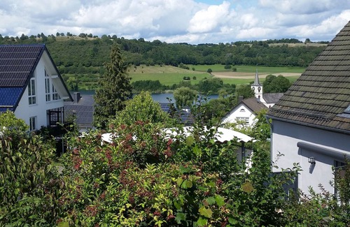 Schalkenmehren House | Vacation home Eifelhöhe with Maar panoraman
