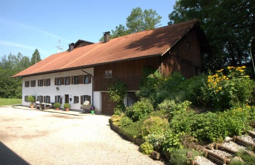 Rosshaupten House | Vacation home for 10 guests with 150m² in Roßhaupten (123064)
