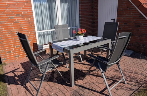 Neßmersiel House | Vacation home for 4 people; modern and lovingly furnished, fiber optic WLAN;