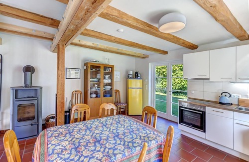 Lassan Apartment | Vacation home for up to 6 people; fireplace, large kitchen, garden - Katen am Schwanenteich