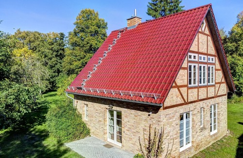 Lassan Apartment | Vacation home for up to 6 people; fireplace, large kitchen, garden - Katen am Schwanenteich